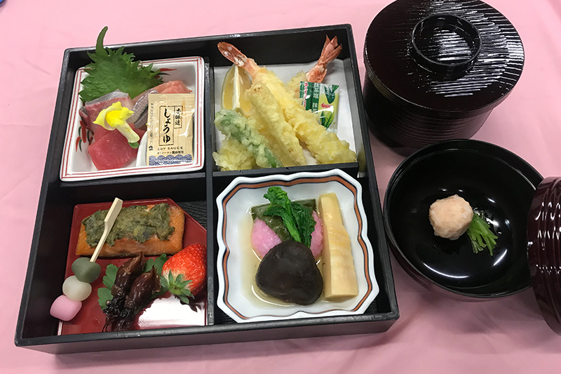松花堂弁当(御汁付)